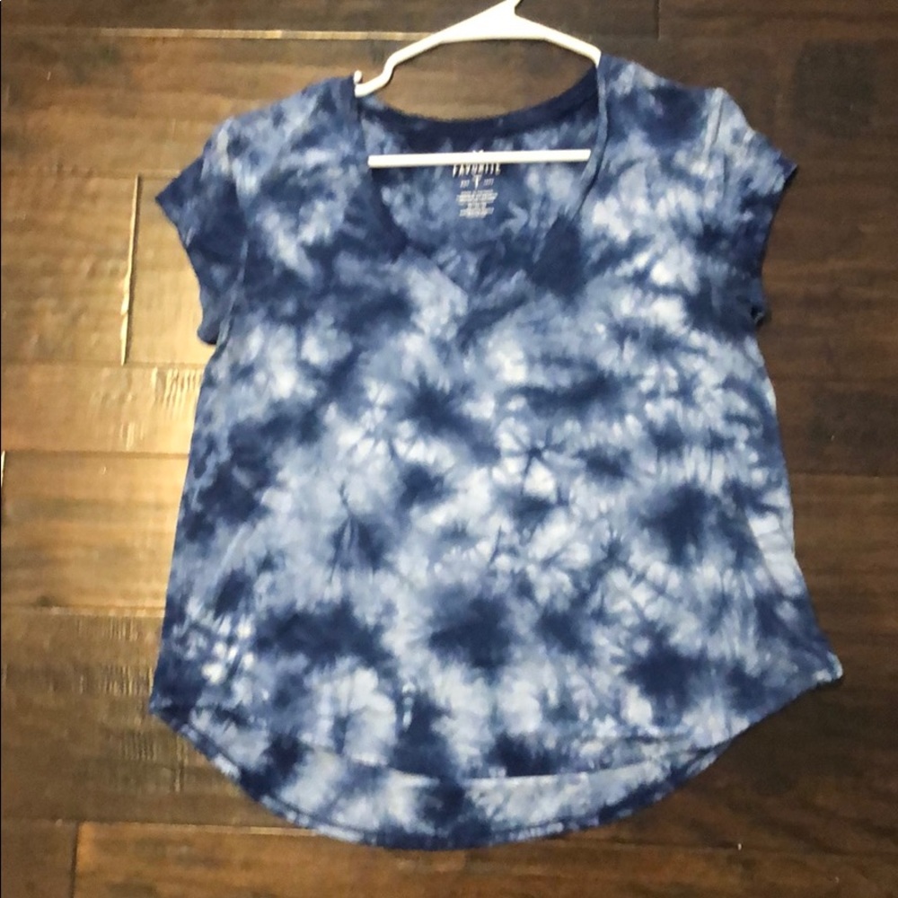American Eagle Blue Tie Dye flowy tee